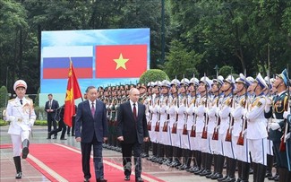 国际媒体深入报道普京对越南的国事访问