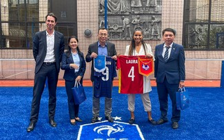 Vietnam und Frankreich verstärken Zusammenarbeit zur Fußballentwicklung 