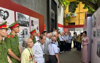 Ausstellung über vietnamesische Revolution im Hoa-Lo-Gefängnis