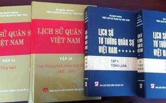 Mengumumkan dua buku: Sejarah Militer Vietnam dan Sejarah Fikiran Militer Vietnam