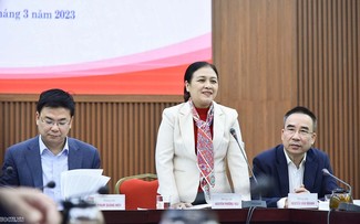 Gabungan Asosiasi Persahabatan Vietnam Bertemu dengan Para Duta Besar, Kepala Kantor Perwakilan Vietnam di Luar Negeri