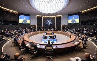 NATO Setuju untuk Memasok Lagi Sistem Pertahanan Udara untuk Ukraina