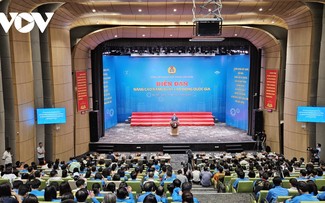 PM Vietnam, Pham Minh Chinh: Meningkatkan Efektivitas Tenaga Kerja Merupakan Tugas Penting, Mendesak, dan Strategis