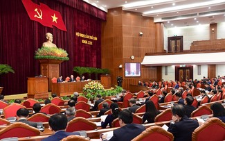 На 9-м пленуме ЦК КПВ 13-го созыва были обсуждены вопросы  кадровой работы