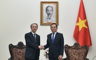Вице-премьер Чан Лыу Куанг принял посла Китая Хунбо