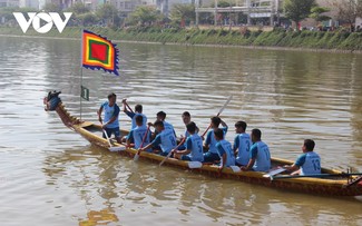 Khai mạc giải đua thuyền truyền thống tỉnh Bình Định