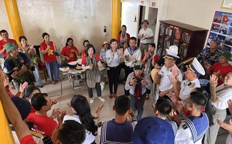 Đoàn công tác số 14  thăm quân và dân tại huyện đảo Trường Sa, nhà giàn DK1