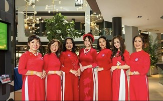 “Mùa xuân yêu thương” của phụ nữ Việt Nam tại Châu Âu