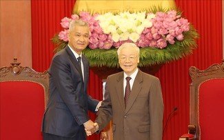 Party chief receives top leader of Laos’ capital city 