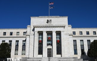 Федеральная резервная система США седьмой раз подряд оставила базовую процентную ставку неизменной 