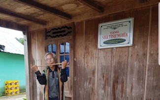 Quang Nam’s hamlet chief serves as business role model