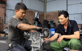 Thai Binh war veteran active in production and social work