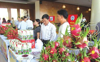 Nhiều sản phẩm từ trái thanh long được gắn sao OCOP Bình Thuận