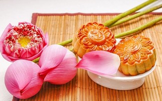 Thính giả  mong muốn được tìm hiểu một số nét văn hóa của Việt Nam như Tết Trung thu,những món ăn của mùa thu 