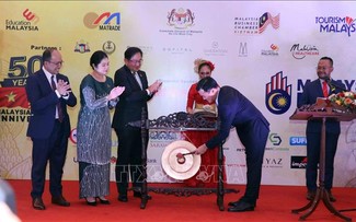 Khai mạc Tuần lễ Malaysia kỷ niệm 50 năm thiết lập quan hệ ngoại giao Việt Nam-Malaysia