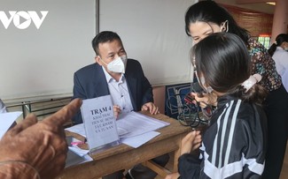 Médico del Pueblo Chau Duong, ángel guardián de pacientes con tuberculosis