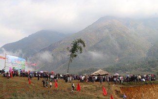 Celebran fiesta tradicional Gau Tao de la etnia Mong