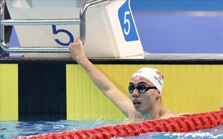 Nadador vietnamita establece récords en torneo asiático