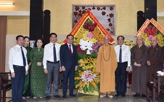 Viceprimer ministro felicita a dignatarios, monjes y creyentes budistas por Día de Vesak 2024 