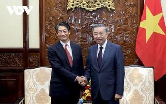 Presidente To Lam recibe a embajador de Japón en Vietnam