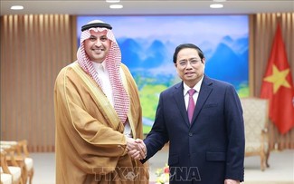 Pham Minh Chinh reçoit l’ambassadeur d’Arabie saoudite
