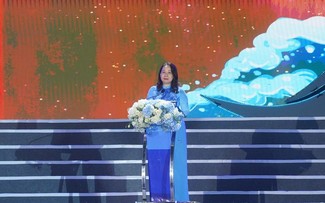 Une fête consacrée au patrimoine folklorique des zones côtières et insulaires vietnamiennes