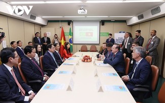 Pham Minh Chinh rencontre le président du Groupe parlementaire d'amitié Brésil-Vietnam 