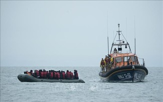 L'Irlande promet une législation d'urgence pour renvoyer les demandeurs d'asile au Royaume-Uni
