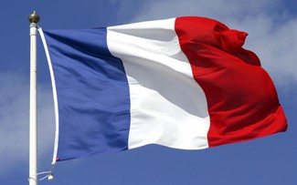 Fête nationale française: Message de félicitations des dirigeants vietnamiens