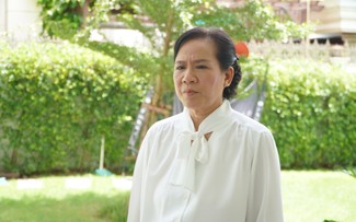 Les Vietnamiens au Laos rendent hommage à Nguyên Phu Trong
