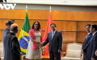 Thủ tướng Chính phủ Phạm Minh Chính tiếp Chủ tịch Đảng Cộng sản Brazil; tiếp Tổng thư ký Hội hữu nghị Brazil – Việt Nam 