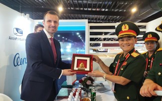 Việt Nam tham dự Triển lãm Hàng không Singapore 2024  