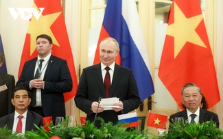 Chủ tịch nước Tô Lâm chủ trì chiêu đãi trọng thể Tổng thống Liên bang Nga Vladimir Putin