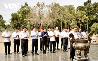 Chủ tịch Quốc hội Trần Thanh Mẫn: Đảm bảo mọi gia đình chính sách được hưởng các chế độ của Đảng, Nhà nước