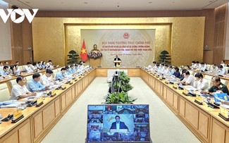 Премьер-министр Фам Минь Тинь подчеркнул важность 5 прорывов в цифровой трансформации 