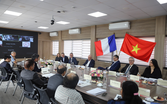 Gặp gỡ Việt - Pháp về nghiên cứu, đào tạo Toán học và ứng dụng