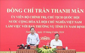 Chủ tịch Quốc hội Trần Thanh Mẫn làm việc với Ban Thường vụ Tỉnh ủy Nam Định