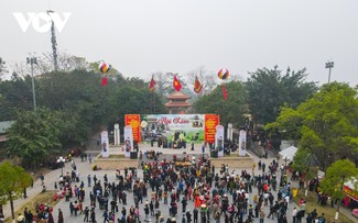 Spring festivals underway throughout Vietnam