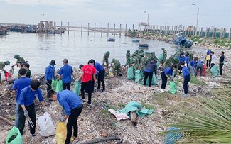 Binh Thuan works to reduce plastic pollution