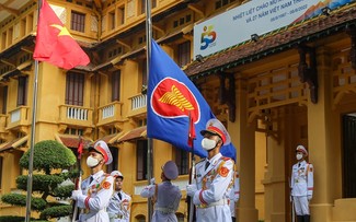 Việt Nam nỗ lực cùng ASEAN xây dựng Cộng đồng vững mạnh