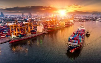 Xuất nhập khẩu năm 2022 có thể vượt 700 tỷ USD