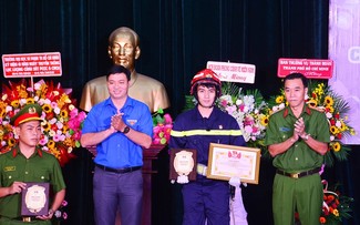 Thành phố Hồ Chí Minh tuyên dương 61 gương cán bộ chiến sĩ Phòng cháy chữa cháy và cứu hộ, cứu nạn