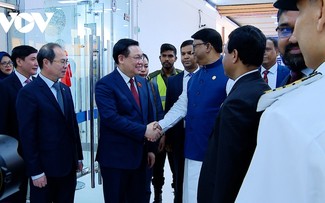 Presidente del Parlamento vietnamita llega a Dhaka, iniciando su visita oficial a Bangladesh