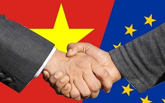 UE y China abogan por una cooperación comercial equilibrada