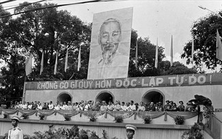 Académicos argentinos ponderan la victoria de Vietnam el 30 de abril de 1975