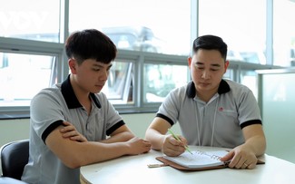 Trabajadores de Hai Phong, miles de iniciativas para mejorar la productividad