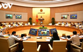 นายกรัฐมนตรีเป็นประธานการประชุมประจำเดือนกันยายนกับ 63 จังหวัดและนครทั่วประเทศ