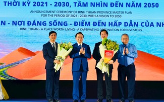 Vizepremierminister Tran Hong Ha nimmt an Feier zur Veröffentlichung der Planung der Provinz Binh Thuan teil