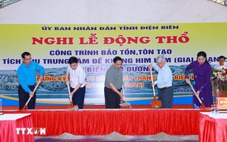 Der Premierminister beteiligt am Spatenstich zur Restaurierung des Widerstandszentrums Him Lam 