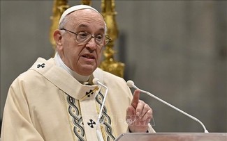 Papst Franziskus nimmt an G7-Sitzung zu KI teil
